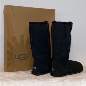 UGG Classic Tall Black Boot Sz 6 Women’s
